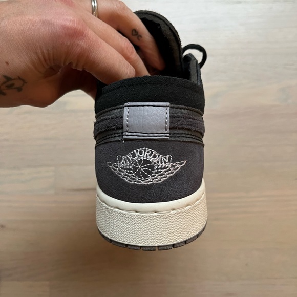 Nike Jordan 1 Low Craft - Picture 9 of 10